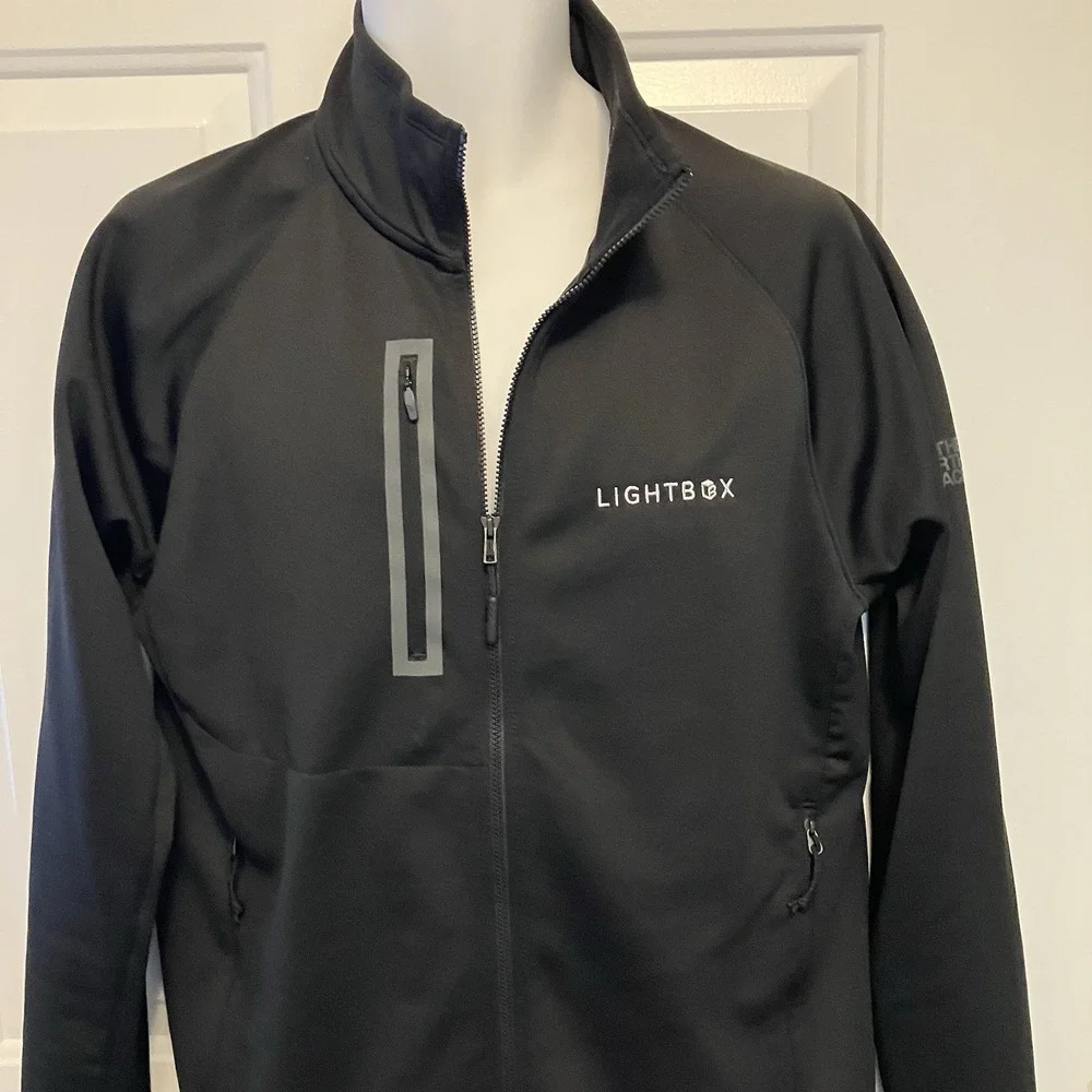 The North Face Jacket Men's Size‎ Medium Black Polyester Collared Zip Up